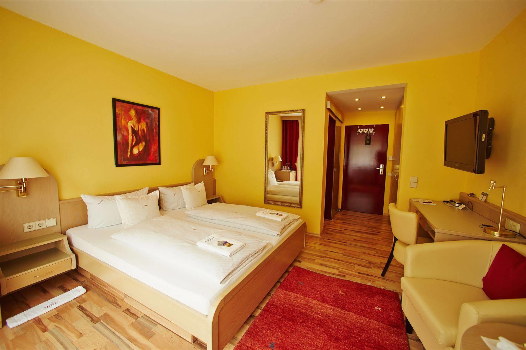 Hotel Ambiente Bad Bellingen Bagian luar foto